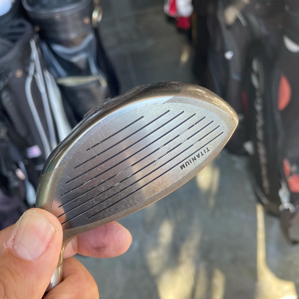 Tommy Armour 845s titanium driver graphite shaft regular